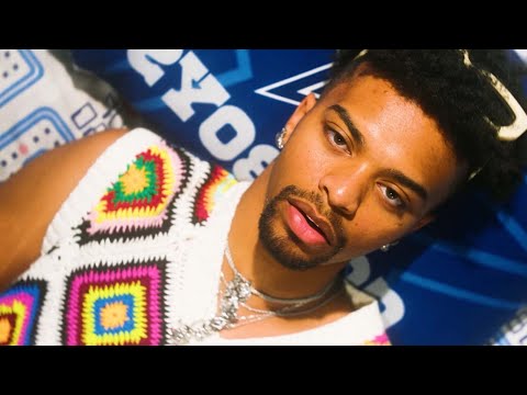 Patrick Cc: - Butterflies (feat. UNOWAY) (Official Music Video)