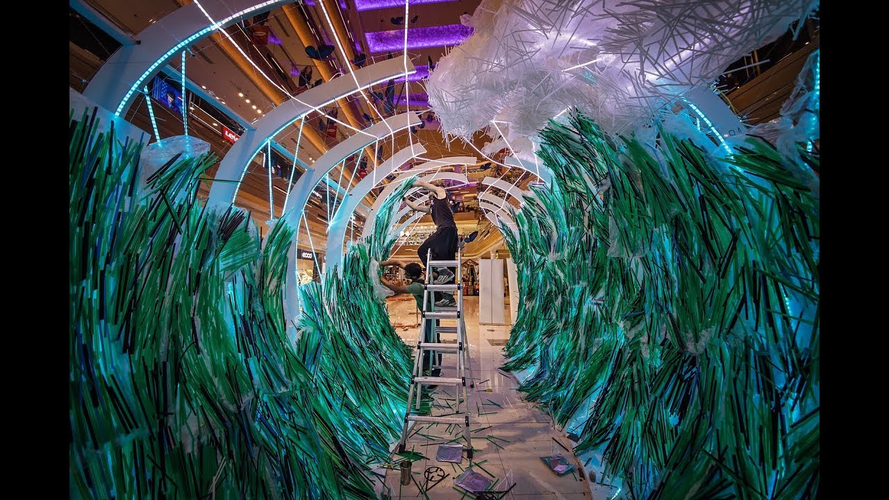 art installation made with 168,000 recycled straws by von wong