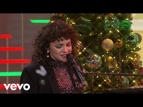 Norah Jones - I'll Be Home For Christmas (Live On The Today Show / 2023)