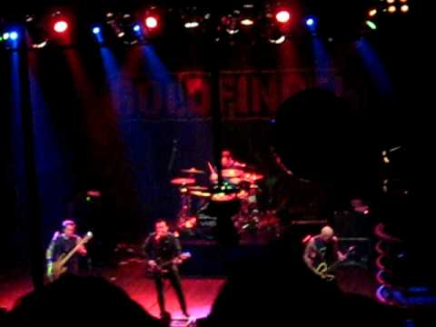 Goldfinger - Spokesman + Counting the days - Live Argentina
