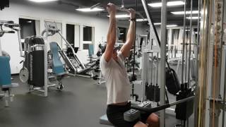 Close Grip Pulldown Palms Up - DC FIT