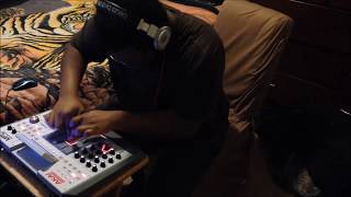 Citythebeatmaster making a beat - Master of the MPC Episode 1 