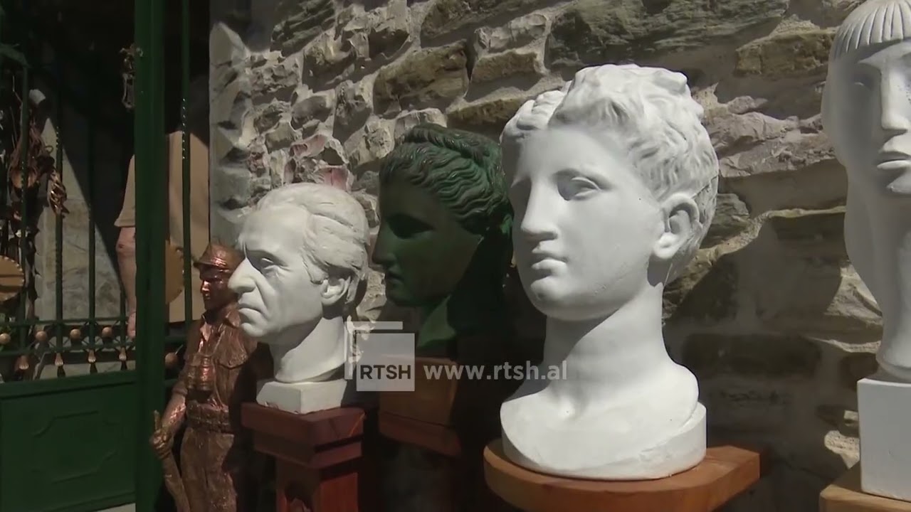 101 vepra arti në Lagjen e Parë të Gjirokastrës, rrugicat e kalldrëmta zbukurohen me artin e 46 artistëve shqiptarë