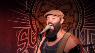 Reverend Peyton "We Deserve a Happy Ending" (Live In Sun King Studio 92 Powered By Klipsch Audio)