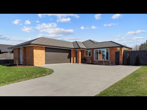 5 Earl Road - Karina Fitch