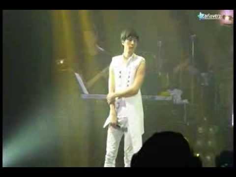 [FANCAM] With + ending @ 130831 INFINITE One Great Step in Jakarta (Myungsoo)