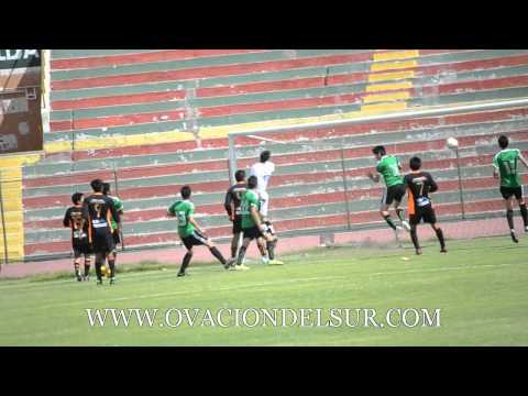 Momentos del partido entre S. Huracancito vs San Francisco Segunda División Arequipa-27/10/2013