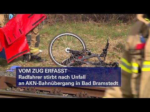 Von Zug erfasst: Radfahrer stirbt nach Unfall an AKN Bahnübergang in Bad Bramstedt