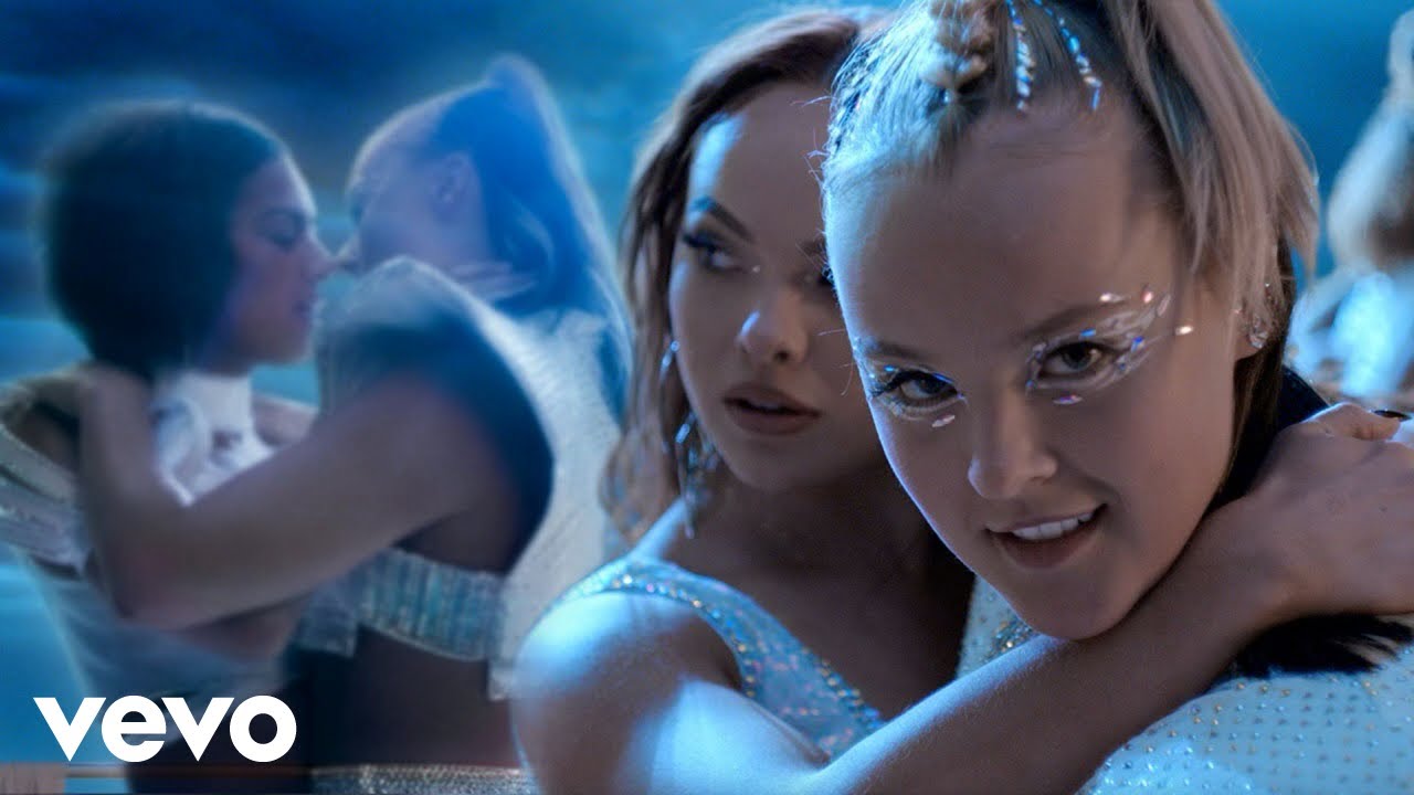JoJo Siwa - Karma (versuri) - Trăiește Muzica
