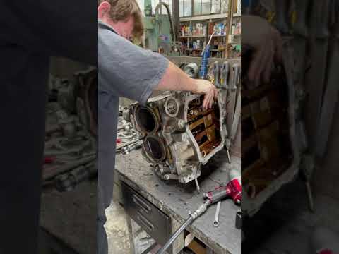 NEARLY NEEDED A NEW ENGINE! Subaru engine GETS FULLY DISASSEMBLED!! EJ20 almost spun a bearing…