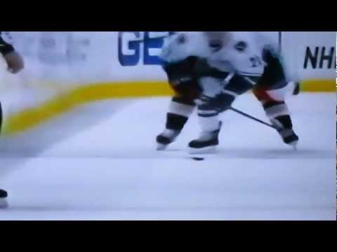 Vancouver Canucks versus Anaheim Ducks Jan 25 2013