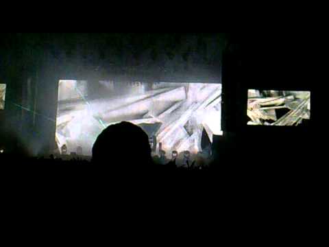 The Chemical Brothers - Horse Power / Hurricane 17.06.2011