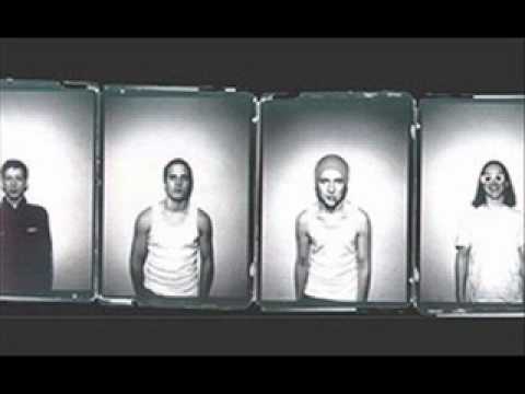 Botninn Upp - Hæsta Hendin