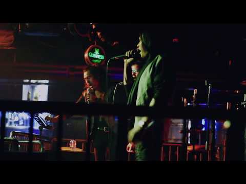 TRIAMOR TRIO - ketika cinta harus memilih (Live in Batak Song)