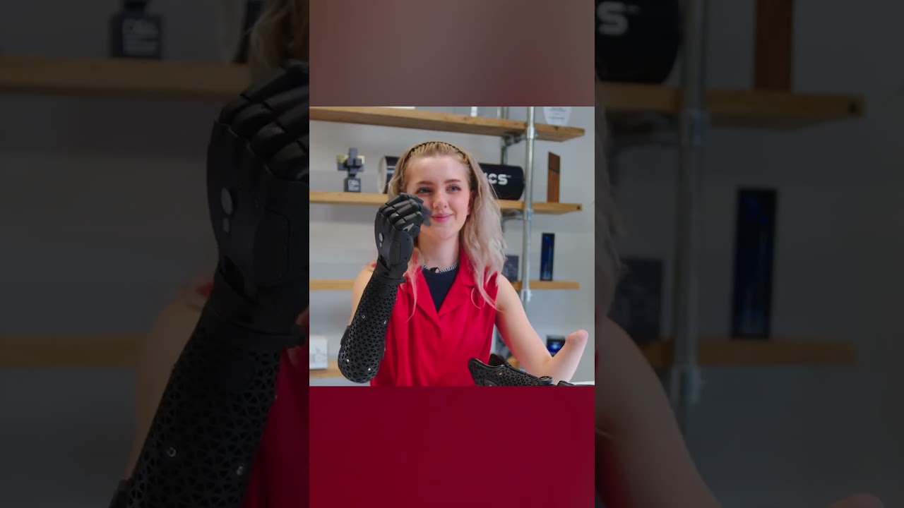 This bionic arm works even detached