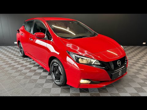 2022 Nissan Leaf SV 40KWh - Image 2