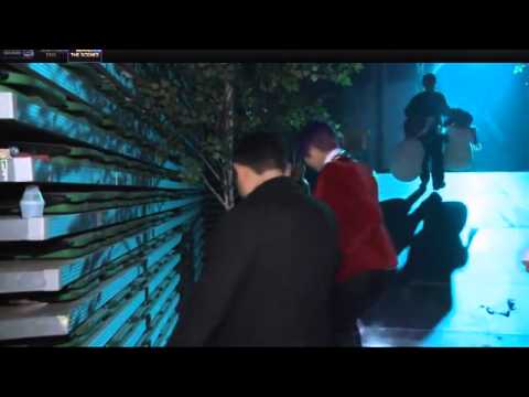 Backstage Footage of 2NE1 at the 2012 Melon Music Awards
