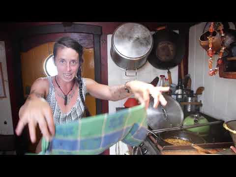 Tres Hombres - portrait of a ship's cook