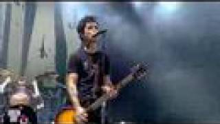 Green Day - We Are The Champions - Live at Reading Festival 2004