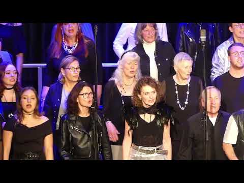 Chorwerk & Projektchor One Vision singen 'Don`t stop me now' von Queen