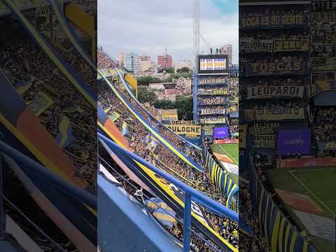 "Boca-Racing semifinal 2025 recibimiento" Barra: La 12 &bull; Club: Boca Juniors
