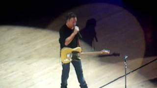 Download lagu Bruce Springsteen Covers Bryan Adams' Cuts Like a Knife at Rainforest Benefit Concert 05/13/10 mp3