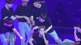 Download lagu bts reactions everytime it's jimin's part ♡ mp3