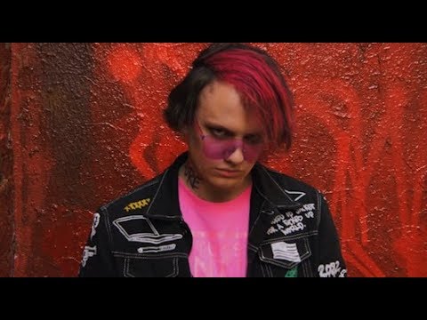 Video thumbnail for Эмо хардкор (Emo Hardcore)