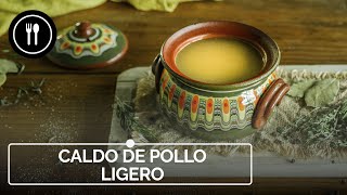 Caldo de pollo ligero y sin grasa pero con mucho sabor