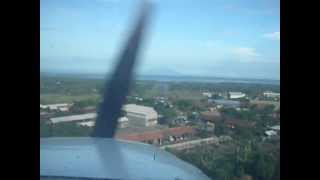 preview picture of video 'Cessna 172 landing at Bali - Bali International Flight Academy.wmv'