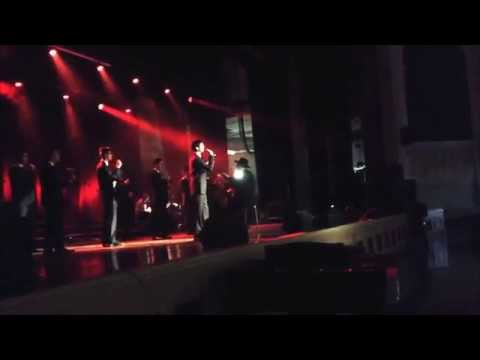 Daniel Muchnick Lo Baruach Hashem solo at MBC alumni concert