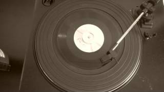 Carl Perkins - L-o-v-e-v-i-l-l-e