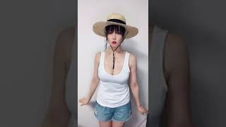 【おっぱい】乳揺れダンス もうすぐ夏ですね～♡ tiktok #Shorts