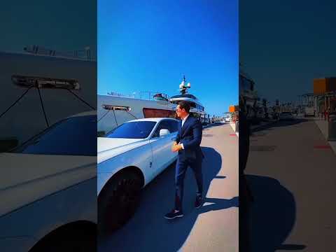 YouTube Thumbnail