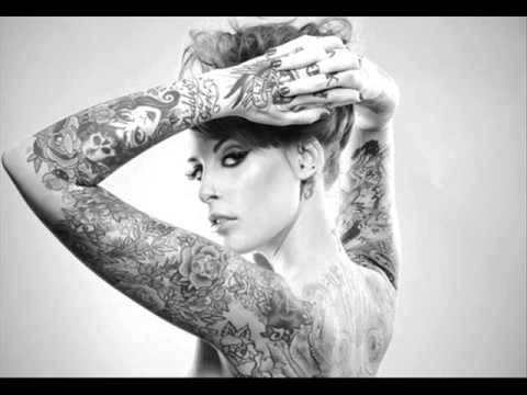 Tattoo - Dydy Bitch Feat. Mr. Lynn