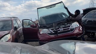 Come JUNKYARD SHOPPING With Me | Looking For A Windshield