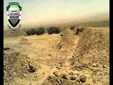 انتشار مقاتلوا كنائب شهداء مهين داخل كتيبة الدفاع الجوي في منطقة القلمون الشرقي في ريف دمشق بعد السيطرة عليها