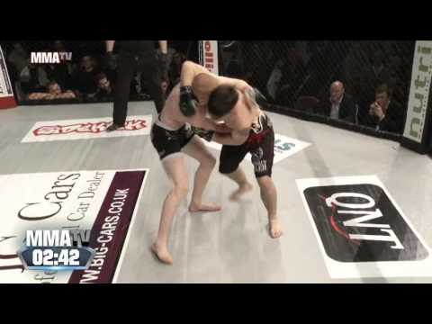 BCMMA#13 on MMATV   Ollie Sarwa vs William Timmis   Amateur 145lbs Featherweight Contest