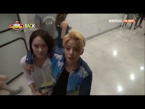 f(x) KRYSTAL & AMBER Backstage