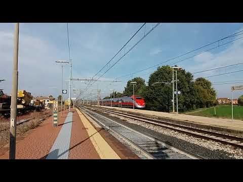 HD - ETR 500 Frecciarossa (FR 9437) Venezia S. Lucia - Napoli C.LE in transito ad alta velocità