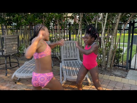 SHE GOT JUMPED‼️😳👊🏽💥 | MORE DRAMA AT THE POOL..( OMG MUST WWTCH‼️👀😫 ) 