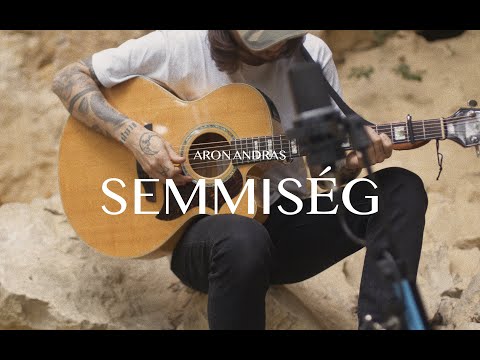 Aron Andras - 'Semmiség' ( live session )