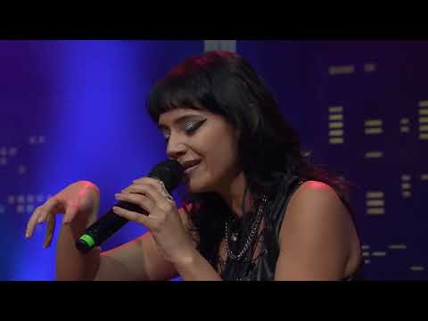 Angélica Garcia "Ídolo" from Adrian Quesada: Boleros Psicodélicos on Austin City Limits