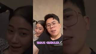 Download lagu Kalo menurut kalian itu tuh di izinin apa enggak guys?? #short #couple #couplegoals #bennymoza mp3