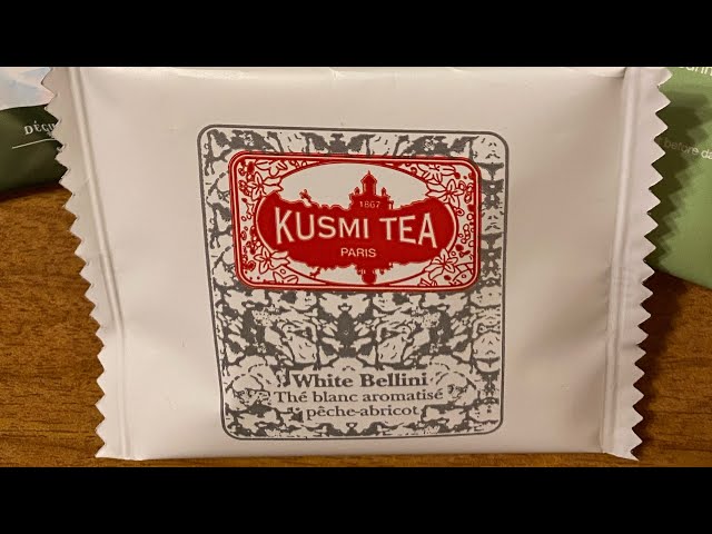 Vídeo relacionado con Kusmi Tea - White Bellini - Té Blanco Orgánico con sabor a Melocotón y Albaricoque - Disfrutar Caliente o con Hielo - Lata de Té de 90g - Cantidad para aprox. 50 tazas
