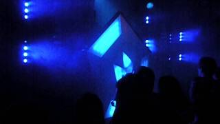 Com Truise - Klymaxx - Live
