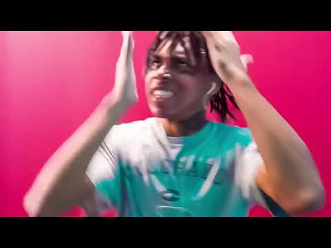 XENO CARR - R.I.P HEADPHONE USERS (Music Video)