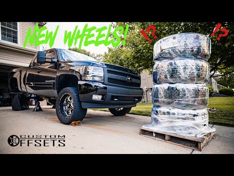 Hostile Sprocket H108 20x12 -44 Toyo Open Country 35x13.50 | 2007 Chevy Silverado