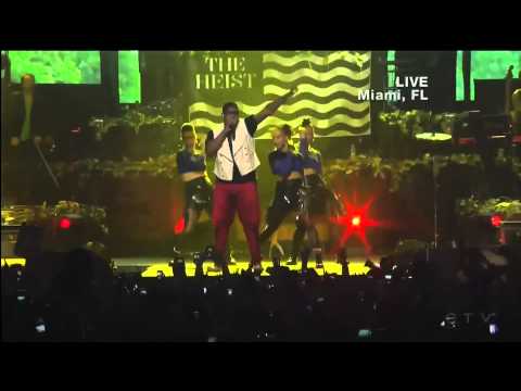 Macklemore & Ryan Lewis - Can't hold us LIVE (HD)