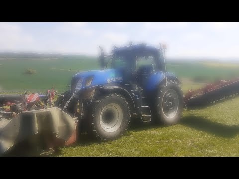 New Holland T7.260 and Sip Silvercut 900